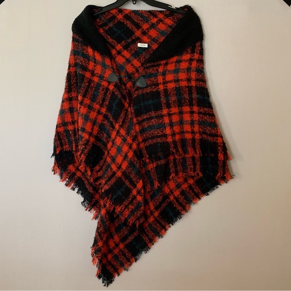 Nine West Plaid Shawl - Picture 1 of 3